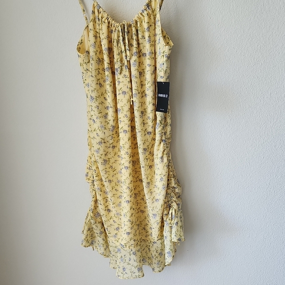 Forever 21 Yellow Ditsy Floral Mini Dress side ruching ruffle hem cami Sz S NWT - Picture 5 of 15